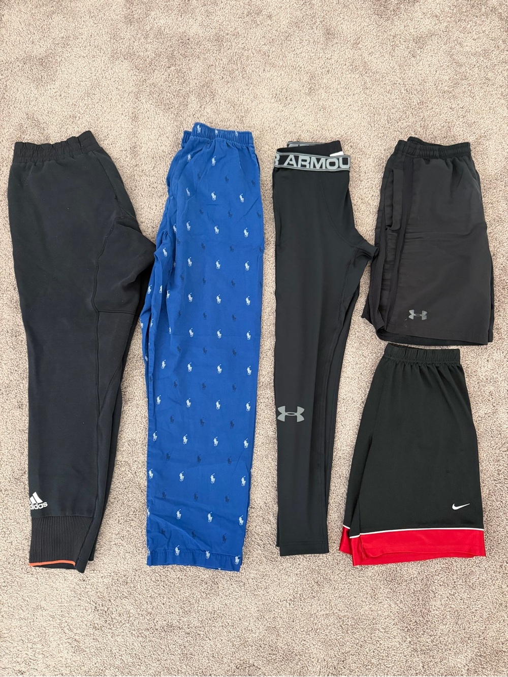 Lot: Polo Ralph Lauren, Adidas, Nike, Under Armour - 5 Mens Pants & Shorts
